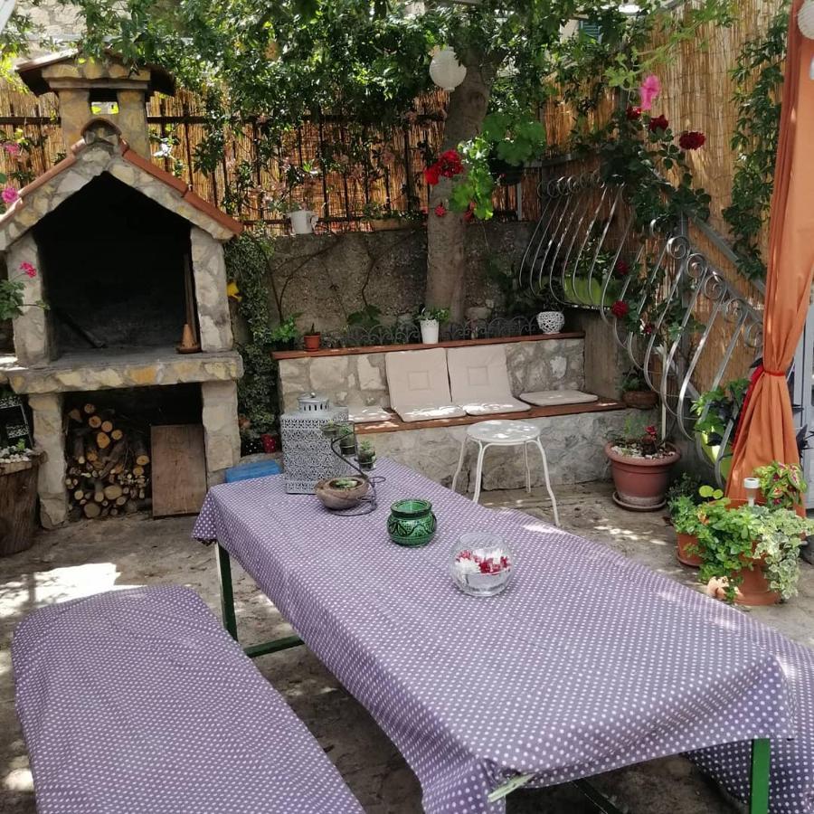 Old Town Sole Apartment Сплит Екстериор снимка
