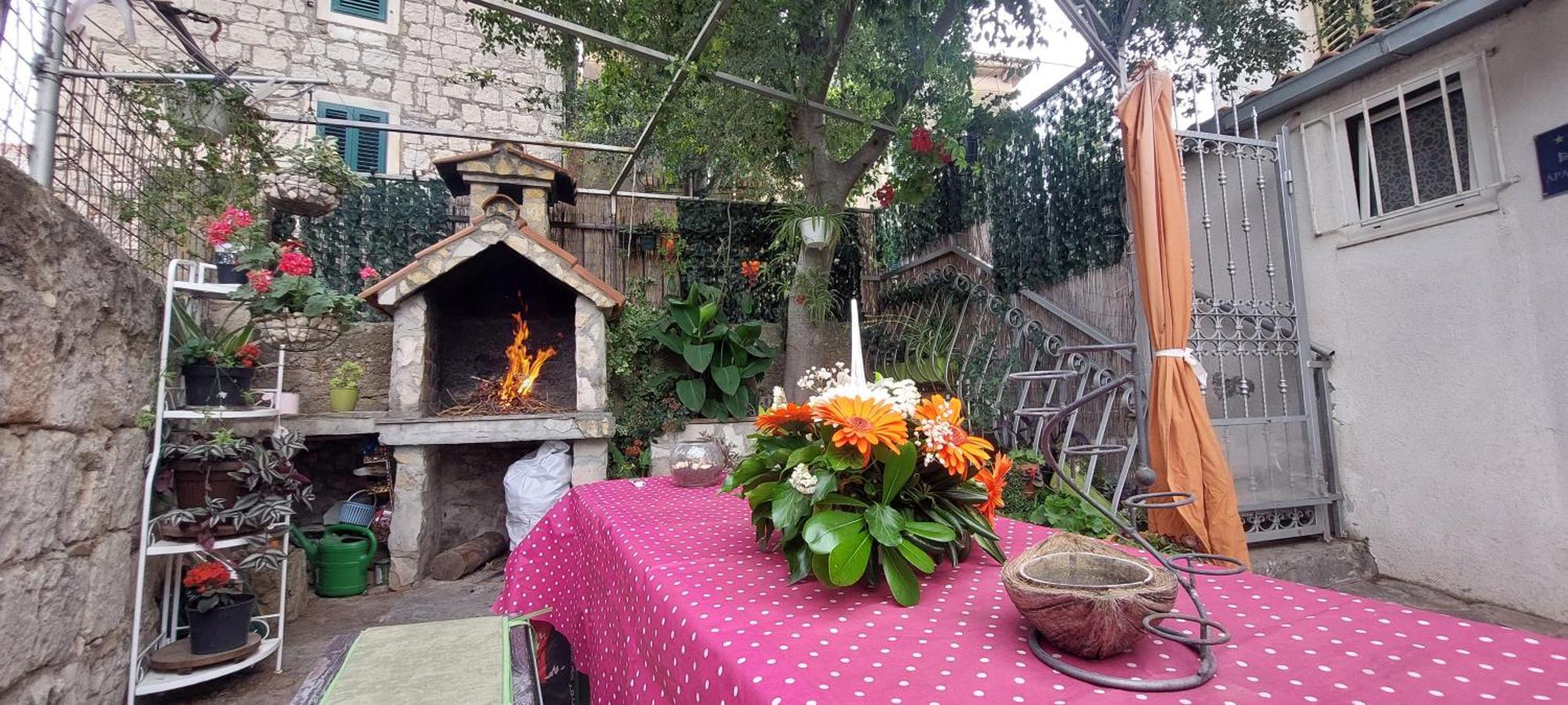 Old Town Sole Apartment Сплит Екстериор снимка