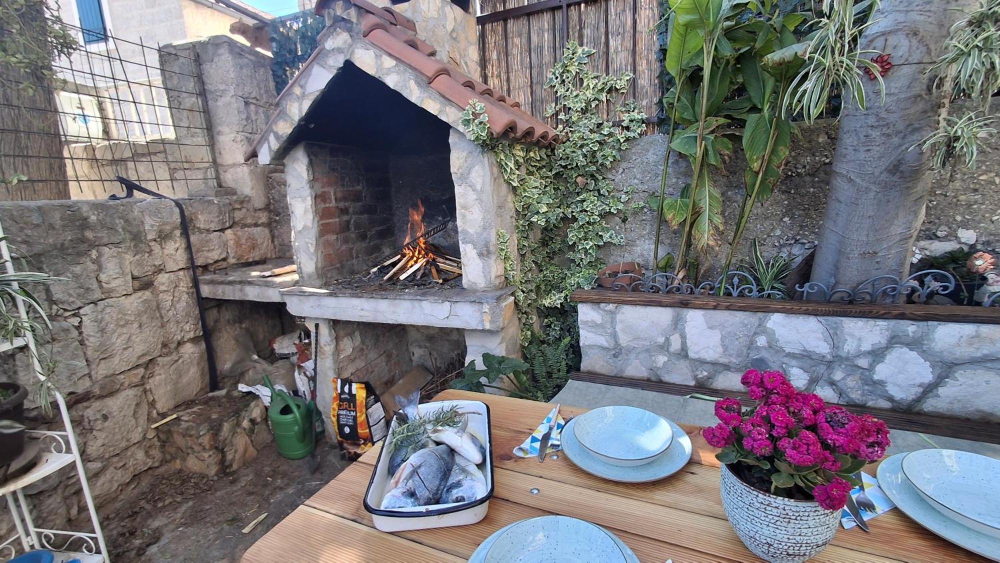Old Town Sole Apartment Сплит Екстериор снимка