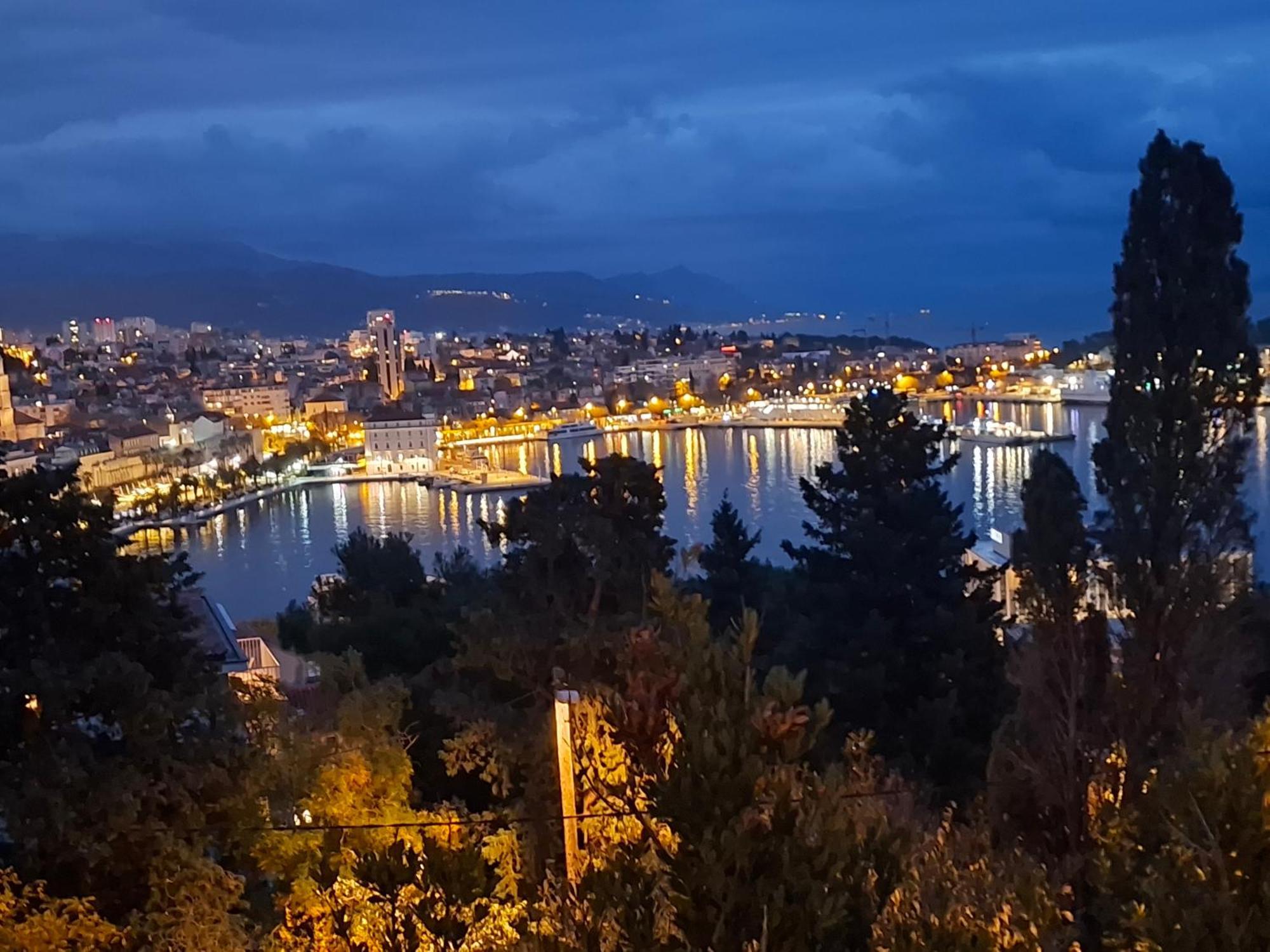 Old Town Sole Apartment Сплит Екстериор снимка
