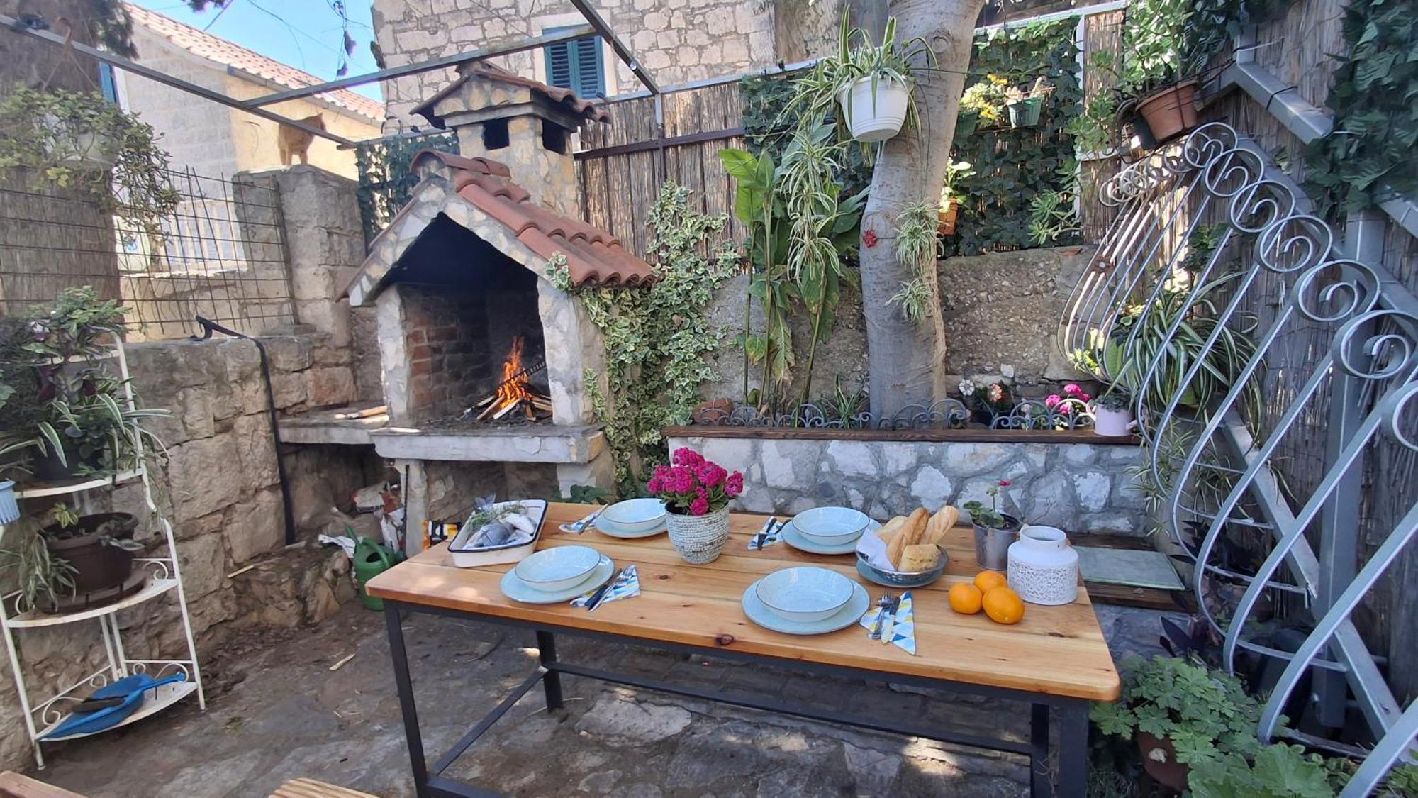 Old Town Sole Apartment Сплит Екстериор снимка