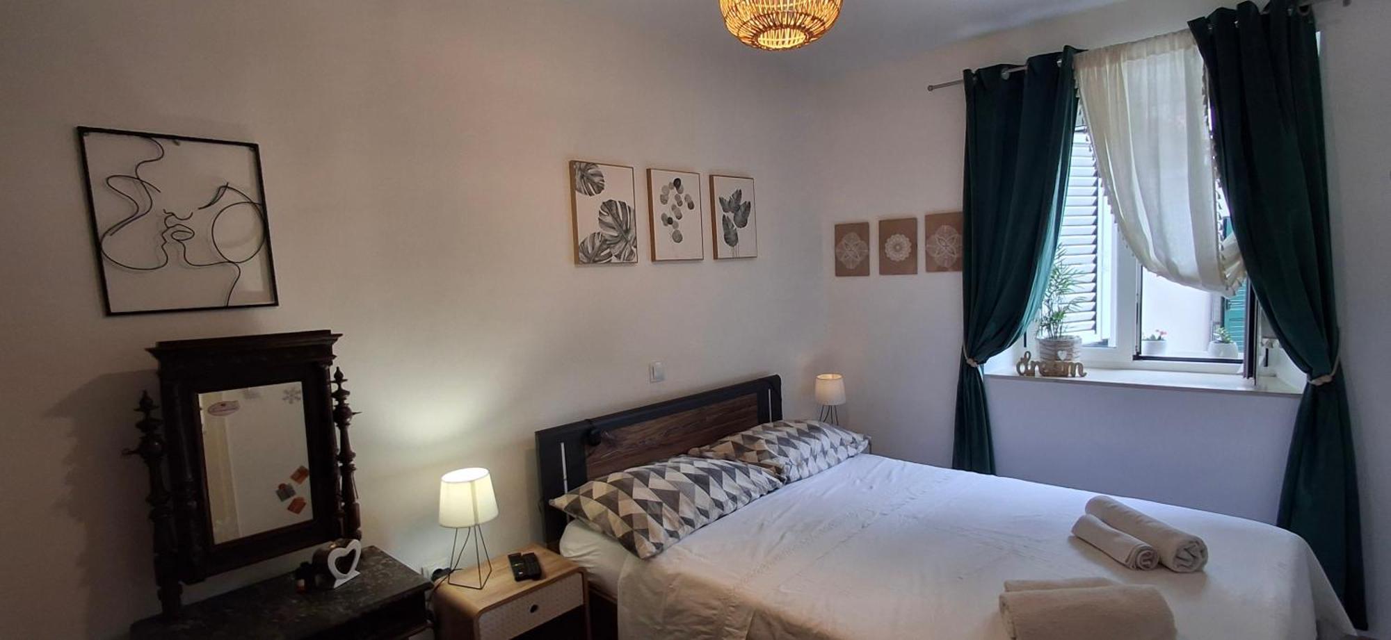 Old Town Sole Apartment Сплит Екстериор снимка